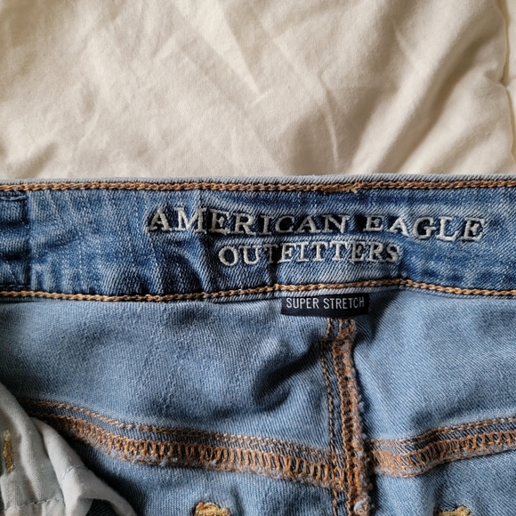 American Eagle High-rise jeans size 6 - Picture 2 of 3